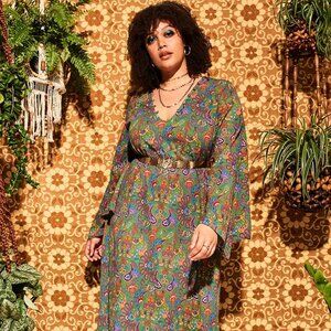 The Hippie Shake Green Paisley Lady Of The Canyon Maxi Dress Size US 12 UK 16 XL